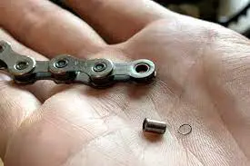 master link in bicycle chain