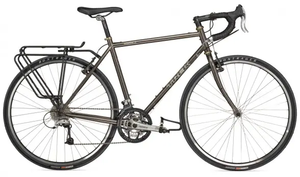 fuji vs trek bicycles